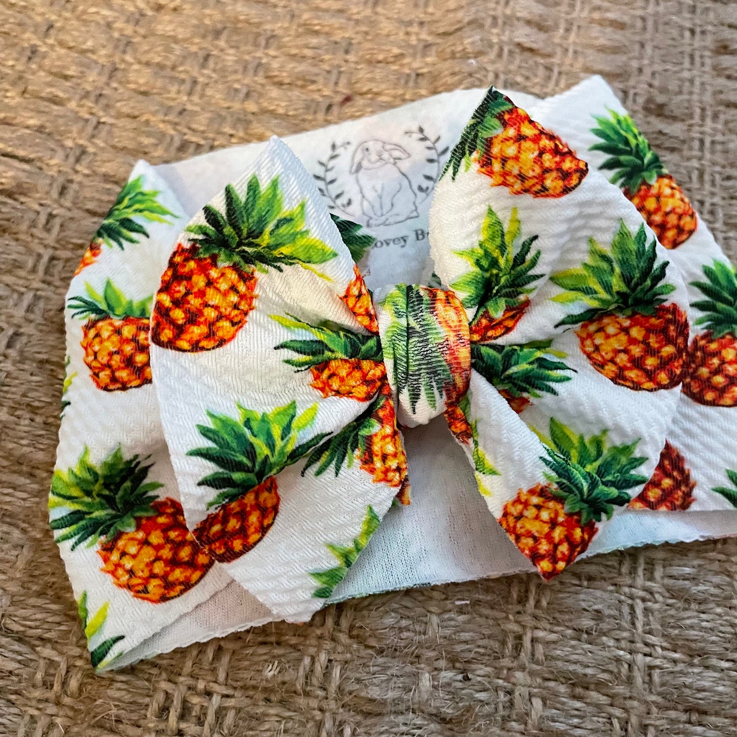Pineapple Bow