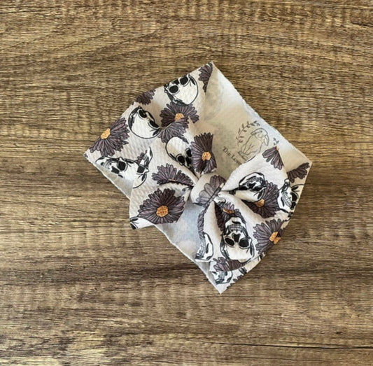 Daisy Skulls Bow