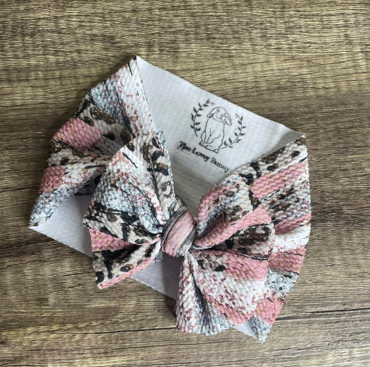 Pink Leopard Brushstroke Bow