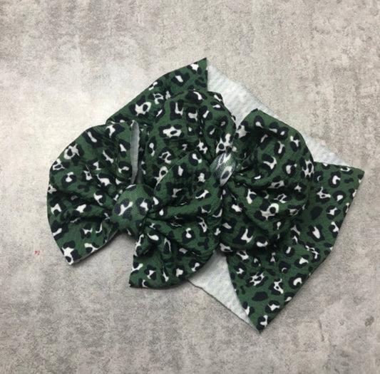 Green Leopard Bow