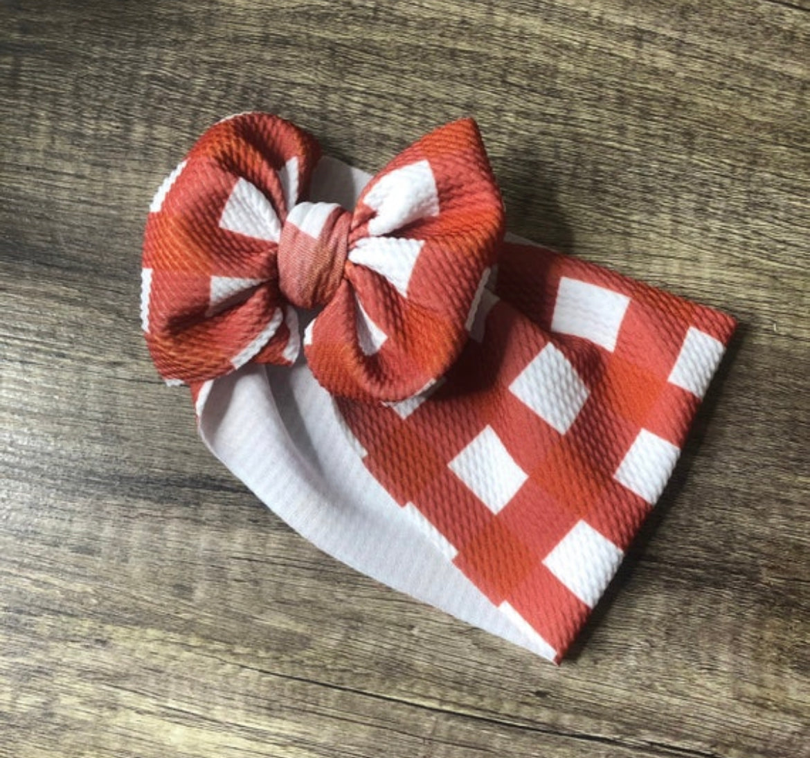 Red plaid bow